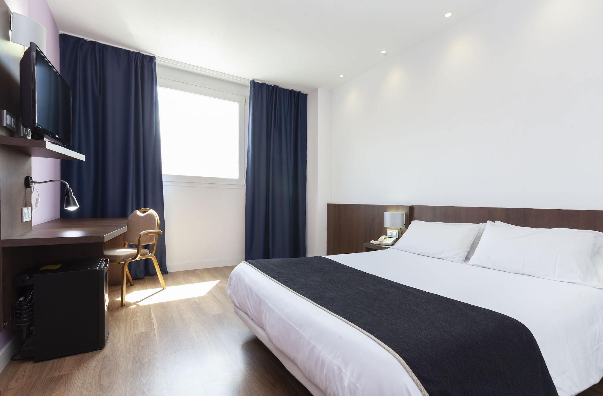 Hotel Olympia Universidades Валенсія Екстер'єр фото